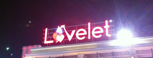 Tekzen Lovelet AVM is one of Samsun.