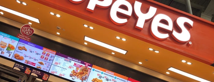 Popeyes Louisiana Kitchen is one of Tempat yang Disukai Tuba.