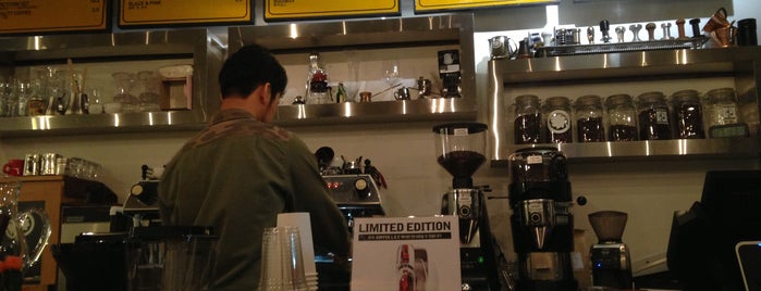 Coffee LEC is one of Domestic Specialty Coffee Roasters.