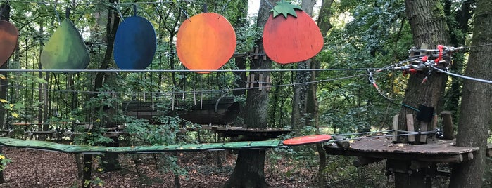 Fun Forest Kletterpark Offenbach is one of فرانكفورت.