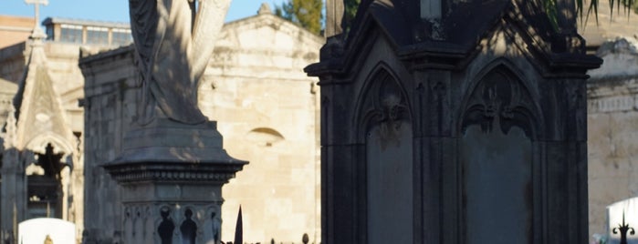 Cementeri de l'Est is one of Rod'un Beğendiği Mekanlar.