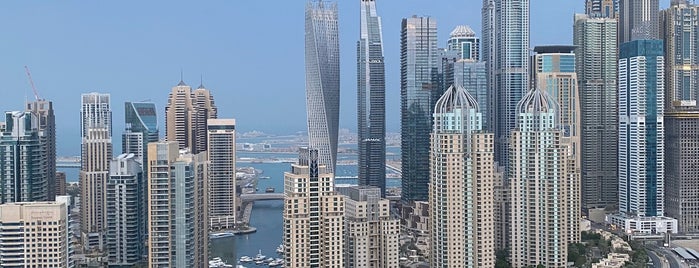 Jumeirah Bay X1 Tower is one of Clientes.