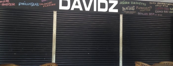 Davidz Bar & Grill is one of Malezya.