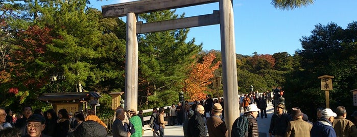 Santuario di Ise is one of 神社仏閣.