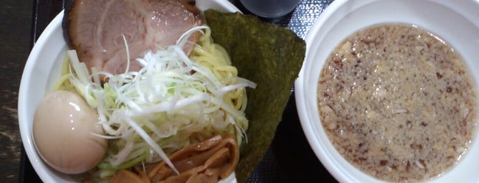 麺屋はな道 is one of ラーメン屋.