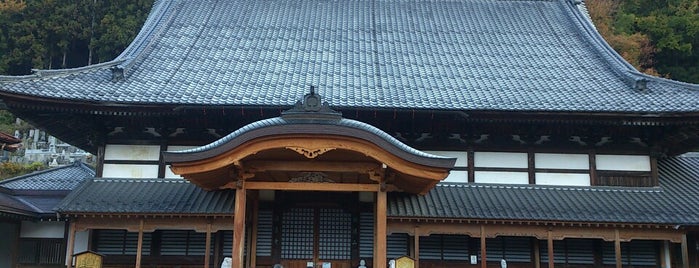 温泉寺 is one of 神社仏閣.