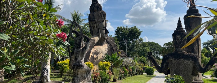 Wat Xieng Khuan / Buddha Park is one of Laos-Vientiane Place I visited.