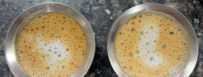 Brahmin's Tiffin And Coffee is one of Café.