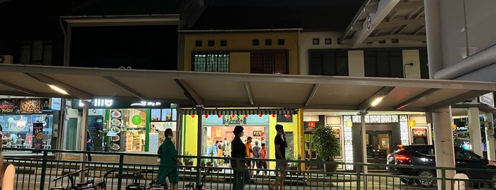 D'life Bistro & Cafe is one of Tempat yang Disukai MAC.