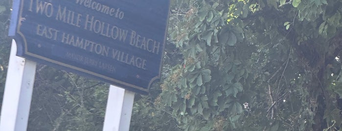 Two Mile Hollow Beach is one of East Hampton.