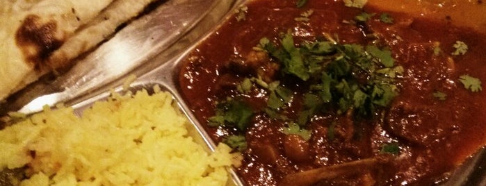 Restaurant Bombay Choupati is one of Posti che sono piaciuti a Efraim.