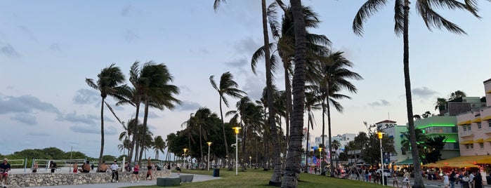 Lummus Park is one of Places.