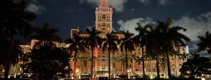 Biltmore Hotel is one of Great Old School Spots.