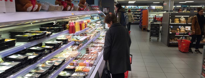 Delhaize is one of Leuven:food & drinks.