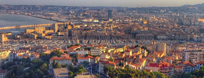 Métro Notre-Dame du Mont - Cours Julien [M2] is one of Marseille.