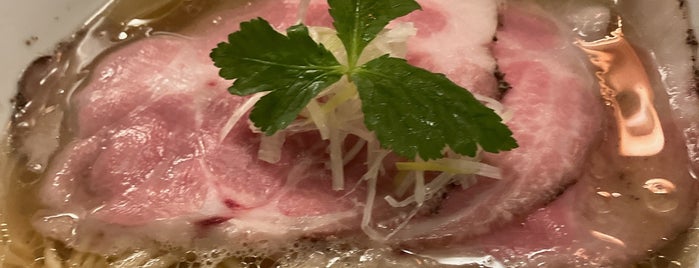 田中の中華そば is one of osaka food.