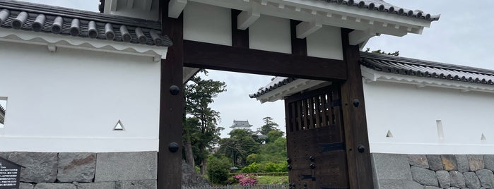 Umadashi-mon Gate is one of 神奈川.