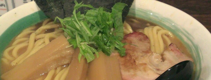 自家製麺 麺屋 利八 is one of Locais curtidos por Masahiro.