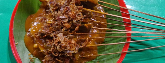 Sate Padang AR Ridho is one of Eating around Jawa Barat.