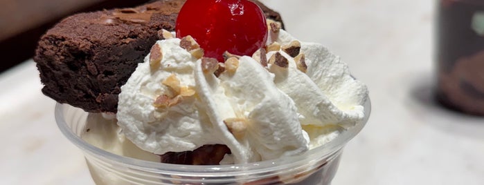 Ghirardelli Ice Cream and Chocolate Shop is one of Places To Visit In Las Vegas.
