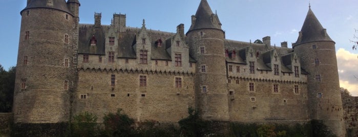 Hotel Du Chateau is one of Brittany's Top places = Bretagne.