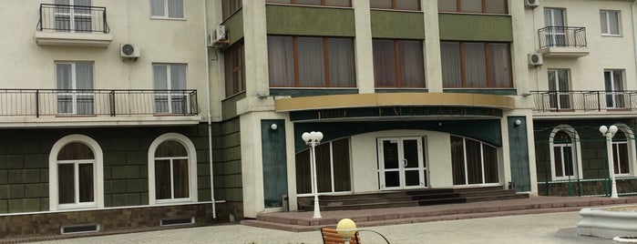 Эмеральд is one of Гостиницы в Тольятти.