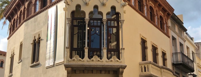 Casa Museu Lluís Domènech i Montaner is one of Descobrir Catalunya.