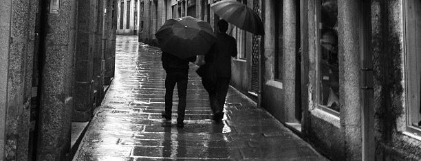 Zona Vella is one of Galicia: A Coruña.