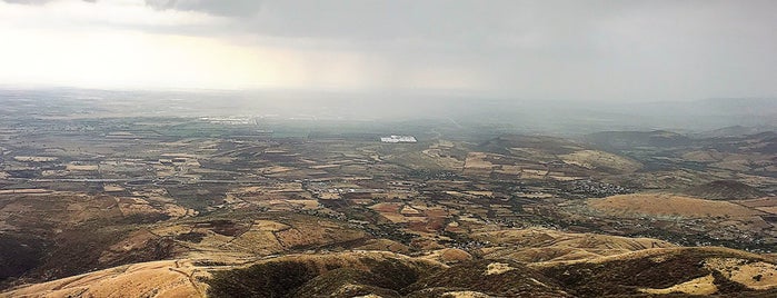 Cerro del Cubilete is one of Lugares favoritos de Lore.