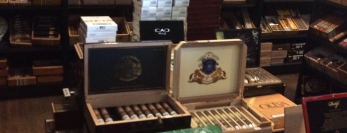 Van Dalen Cigars is one of Pim'in Beğendiği Mekanlar.