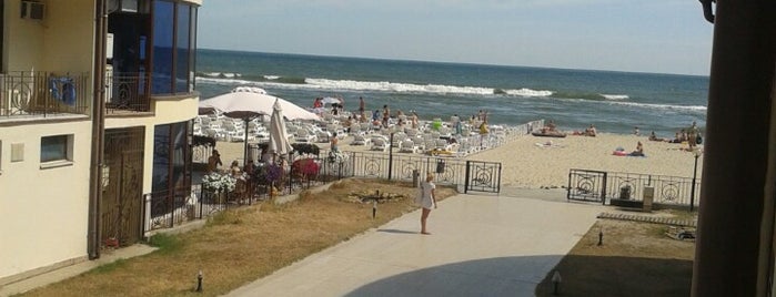 Пляж is one of Locais curtidos por 🇺🇦Viktoriia.