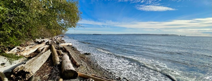 Altamont Beach Park is one of Vancouver tips.