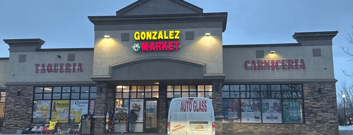 Gonzalez Market is one of Roxy : понравившиеся места.