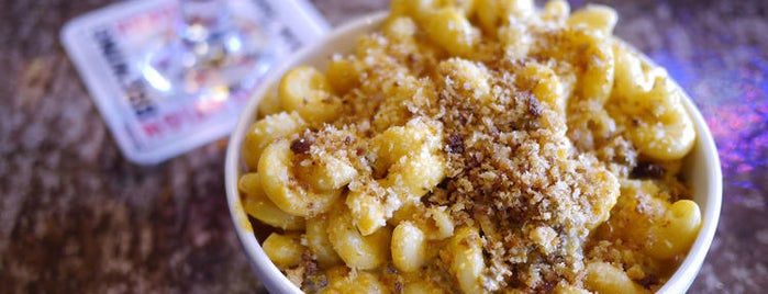 Burger Bar is one of Where to Find Chicago's Best Mac and Cheese.