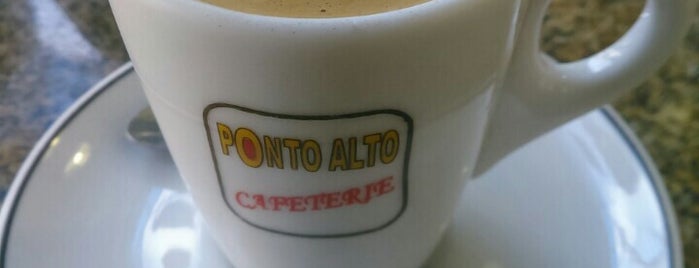 Ponto Alto Cafeterie is one of สถานที่ที่บันทึกไว้ของ Lana.
