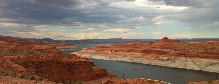 Lake Powell is one of Western USA to do.