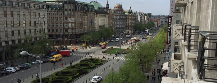 Praça Venceslau is one of Praha.
