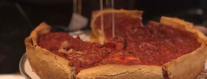 Giordano's is one of Josue’s Liked Places.