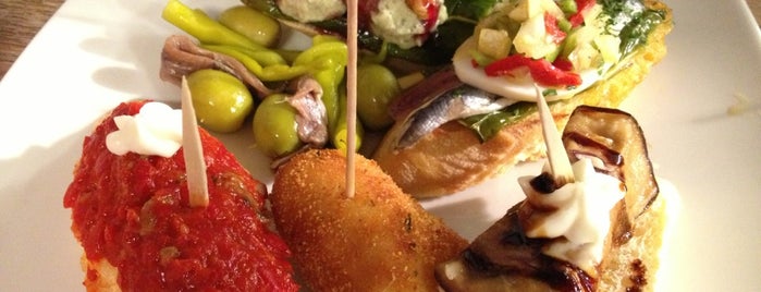 Baztan Pintxos&bar is one of He estado.