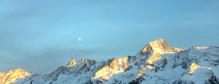 Chalet Rinne is one of Jonathan'ın Beğendiği Mekanlar.