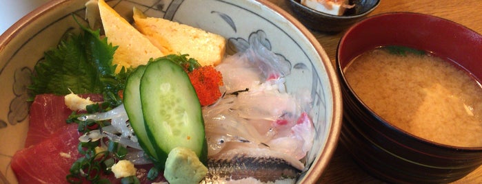 魚料理 とと is one of 勝どきランチ.