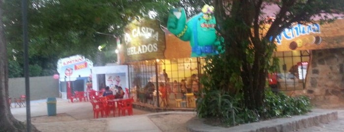 La Casita de los Helados (Centro) is one of สถานที่ที่ Mike ถูกใจ.