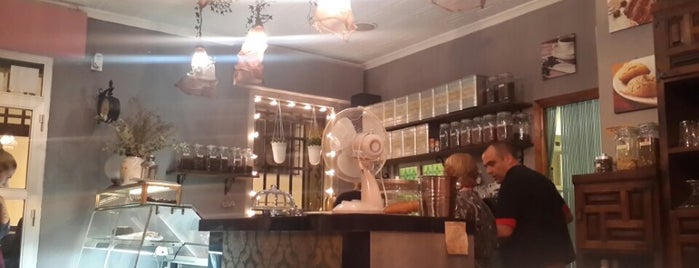 Cheese Art Café is one of สถานที่ที่ Vane ถูกใจ.