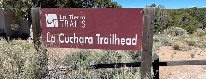 La Tierra Trails is one of Hiking Trails.