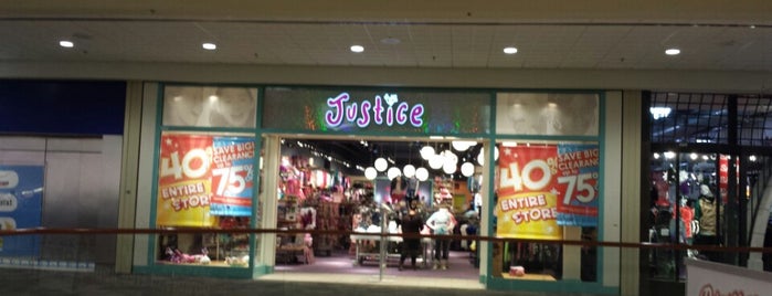 Justice is one of สถานที่ที่บันทึกไว้ของ Jenny.