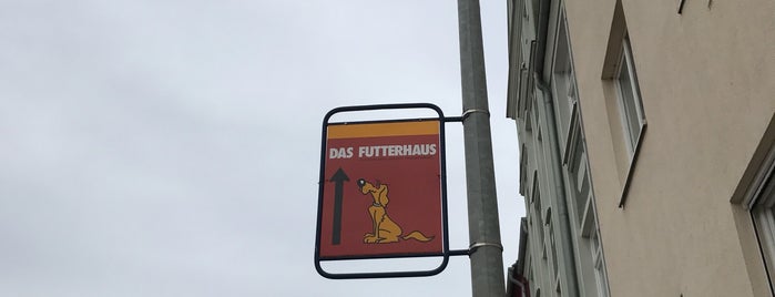 DAS FUTTERHAUS - Rostock-Brinckmannsdorf is one of Tinoさんのお気に入りスポット.