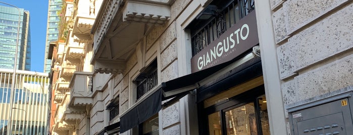 GianGusto is one of สถานที่ที่ Flavia ถูกใจ.