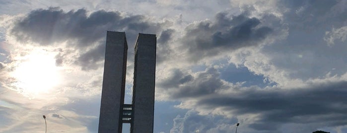 Praça dos Três Poderes is one of Brazil.