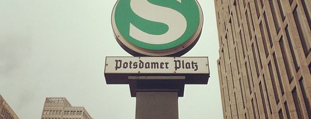 Potsdamer Platz is one of CrossFit Invitational 2013 Berlin.