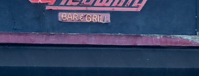 Redwing Bar & Grill is one of 2011 Dining Out for Life San Diego.